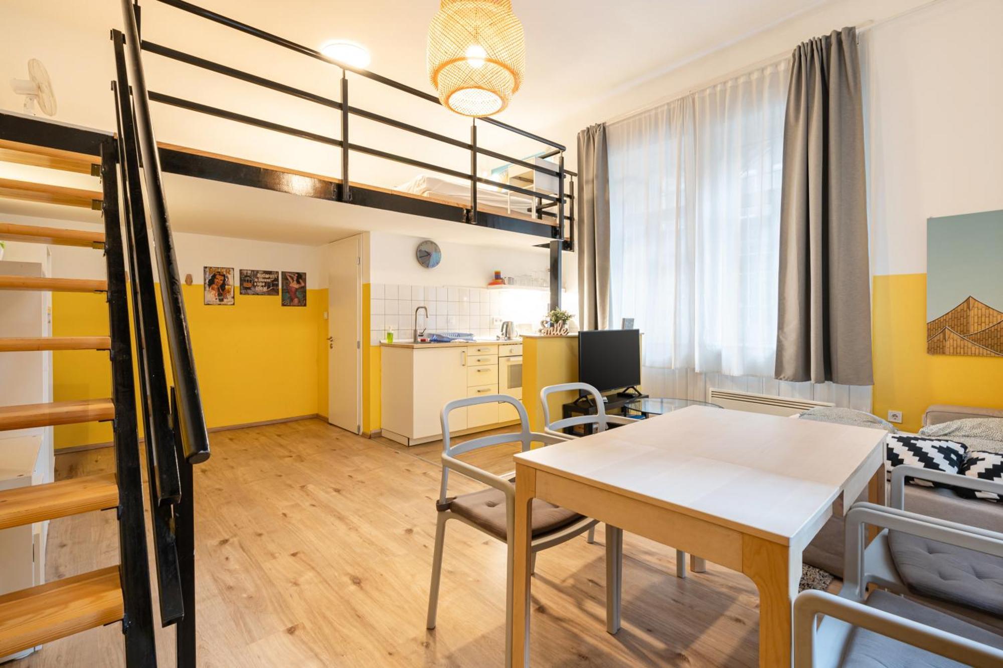 Charming Studio In The Heart Of The Jewish Quarter W41 Yellow Будапеща Екстериор снимка